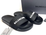                                                                                                                                                                                                                                   Balenciaga  02200-luxe3