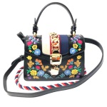                                                                                                                                                                                                                         Gucci Sylvie mini bag 421882-luxe3