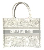                                                                                                                                                                                                                                              Dior 0235-lux